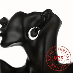 Circle Earrings, Simple And Grand, Outline Elegant Contours With Smooth Lines, Featuring A Soft Luster That Adds A Touch Of Sophistication To Your Outfit.